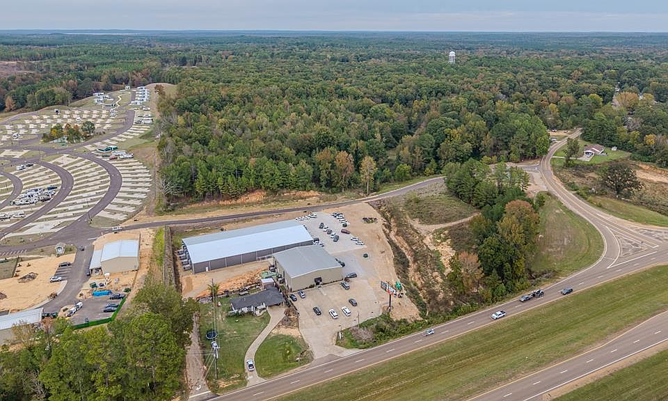 1st image of 21 County Road 105