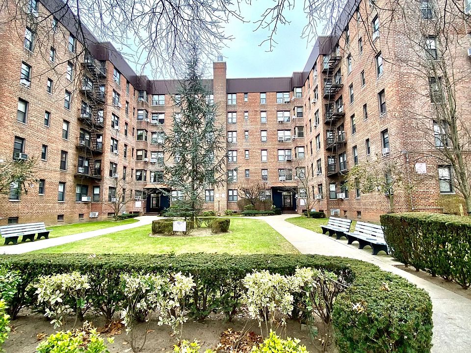 1st image of 2260 Burnett St APT 4G