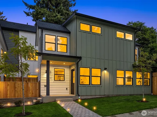 8710 30th Avenue NE, Seattle, WA 98115