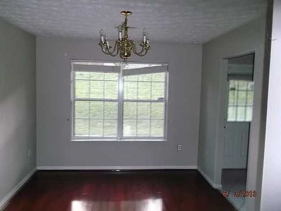 3rd image of 4514 Kinlock Ln