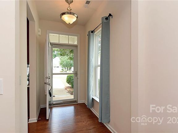 4th image of 23121 Whimbrel Cir