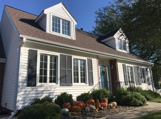 13304 Lake St, Omaha, NE 68164