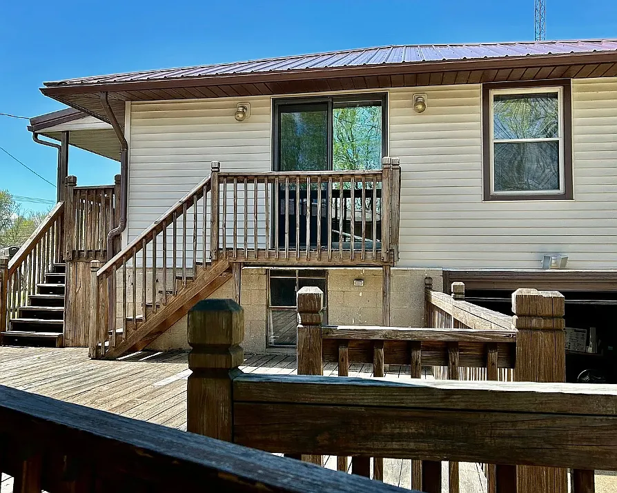 3 bed, 1000 sqft, $1,550 — Photo 3