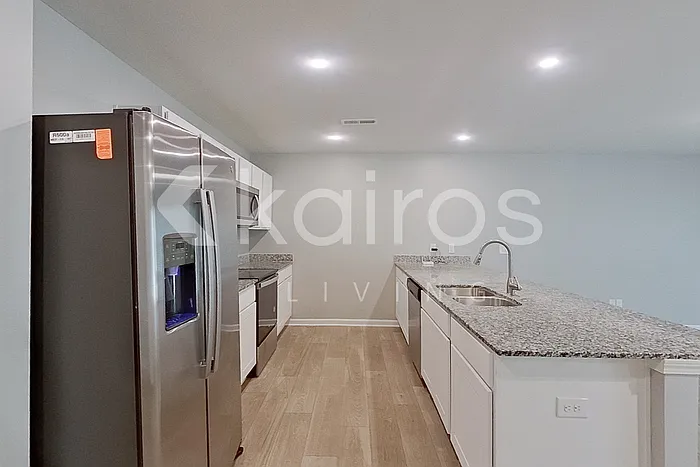 2502 Kenton Ct SE — Photo 6