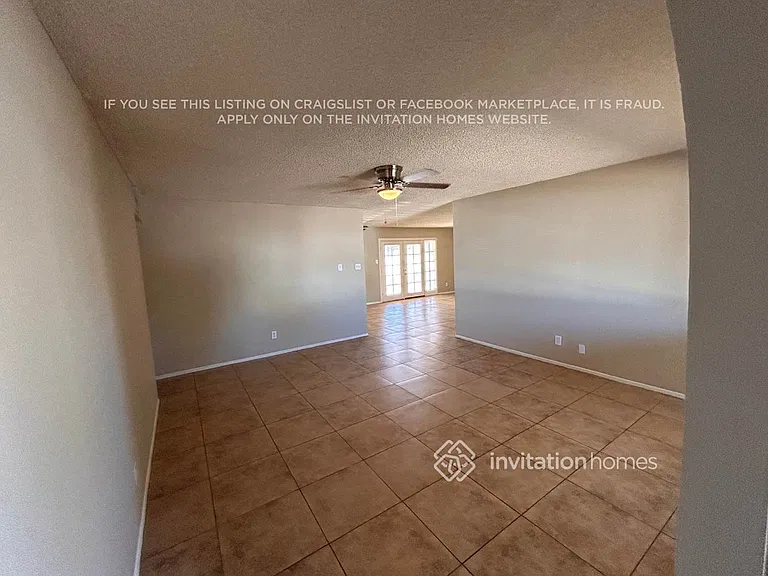 6731 W Denton Ln — Photo 4