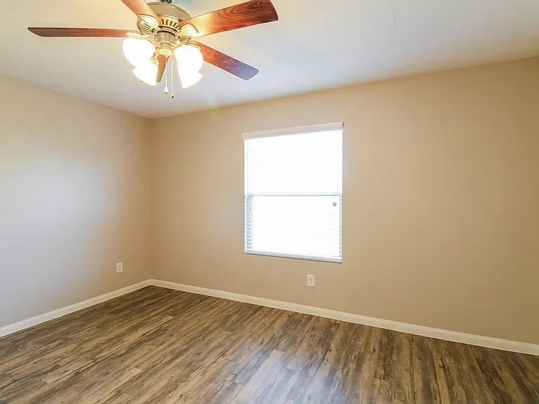 21110 Sugar Orchard Ln — Photo 9
