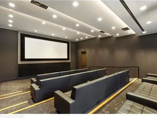 50 Riverside Boulevard image 23 of 26