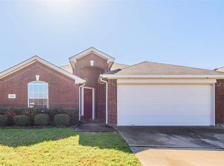 658 Tabasco Trl, Arlington, TX 76002
