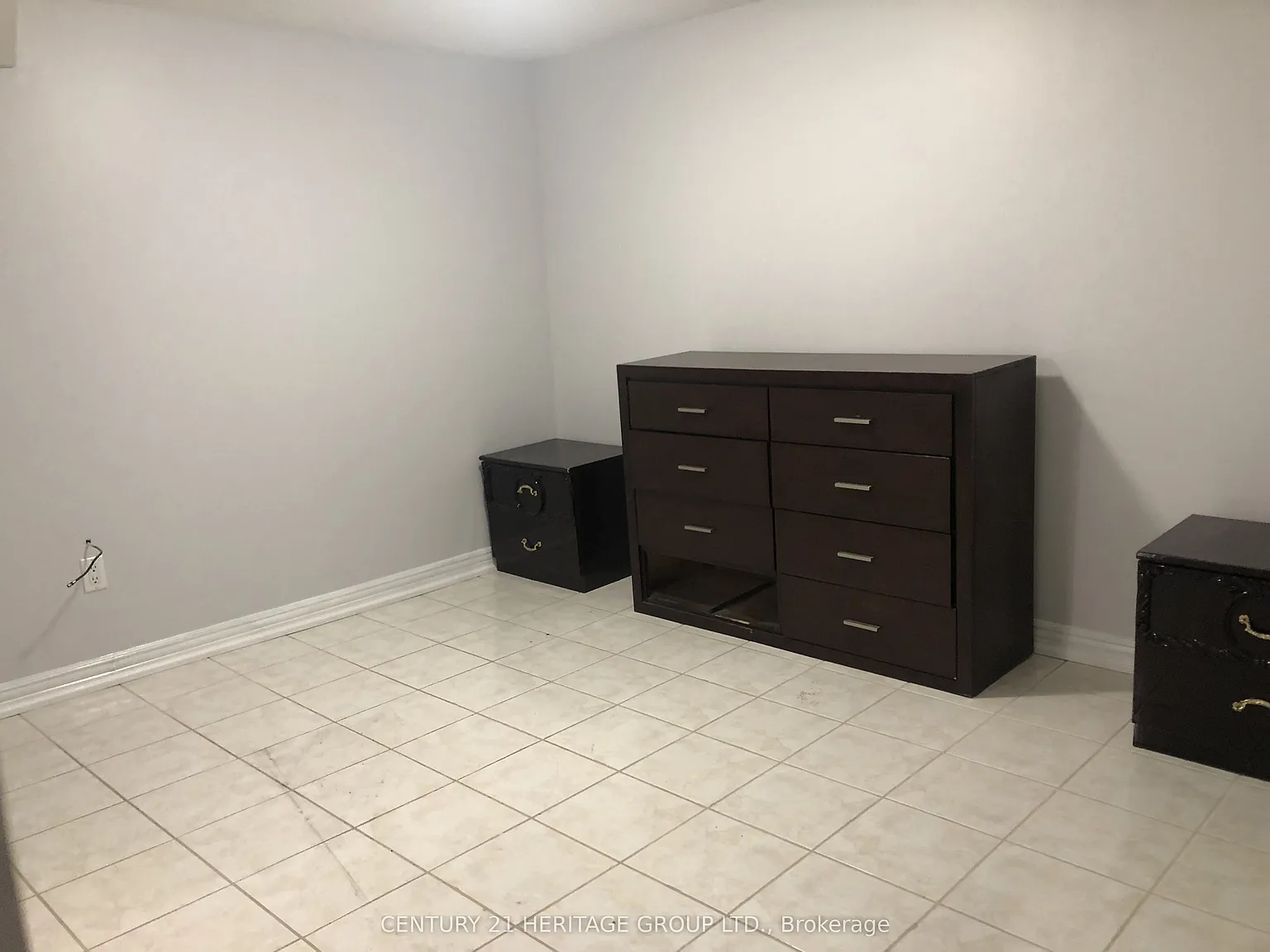 1 bed, $1,000 — Photo 2