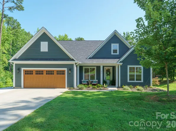 2976 Walter Dr NW #91, Concord, NC 28027