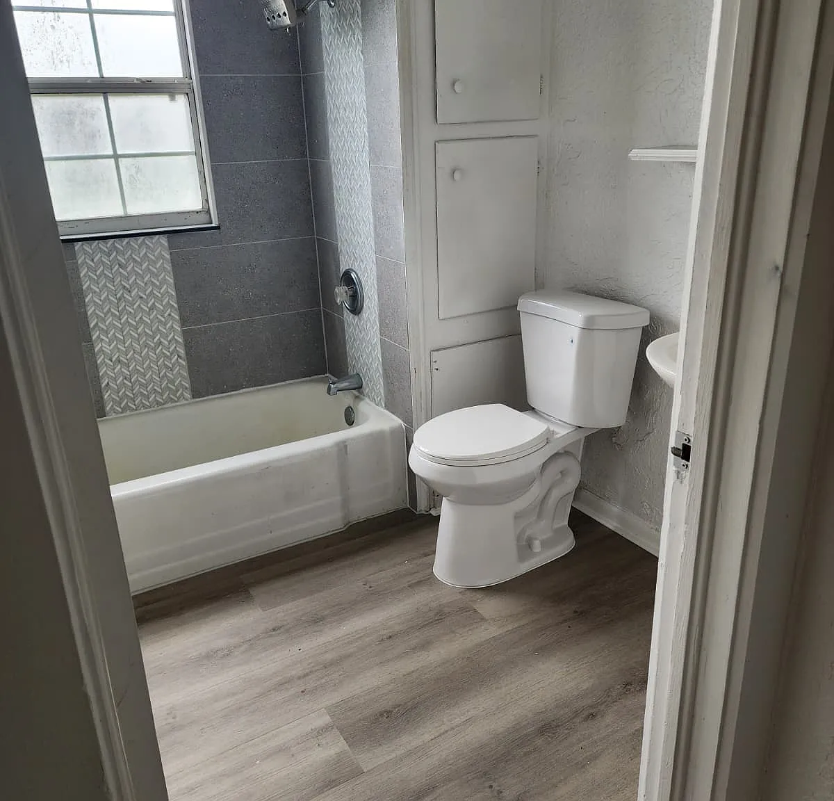 20 East Avenue B - 1 — Photo 4