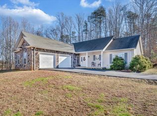 100 Walton Dr, Moneta, VA 24121