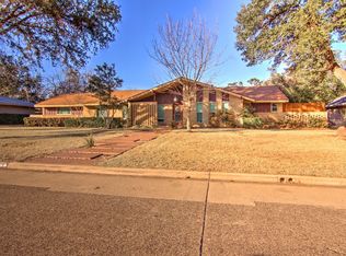 3763 Vinecrest Dr, Dallas, TX 75229