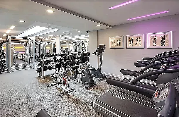 Rented by Corcoran | media 12