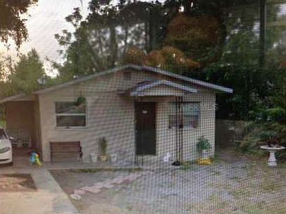2nd image of 525 W 9th St