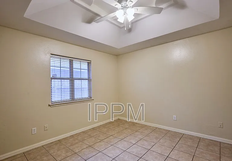 2609 Thomas Ln — Photo 21