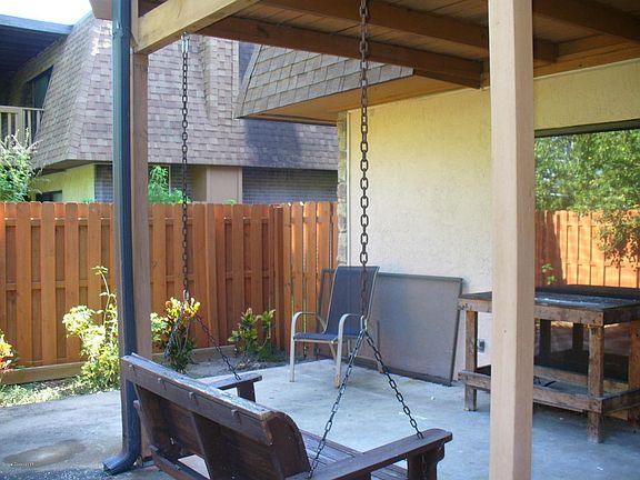 2nd image of 1720 S Park Ave #1720