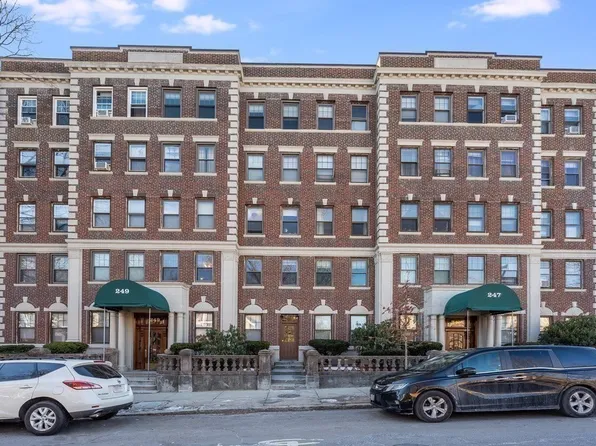 249 Chestnut Hill Ave APT 54, Brighton, MA 02135
