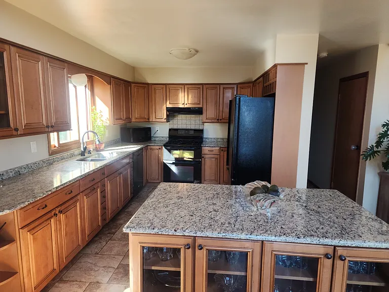 10228 Christopher Dr — Photo 10