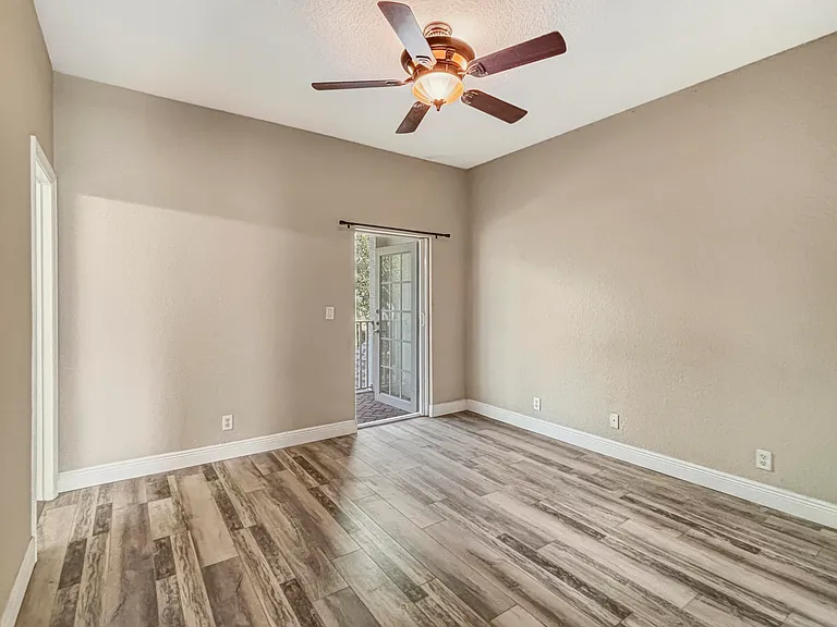 179 E Bay Cedar Cir — Photo 16