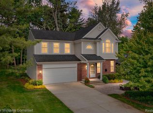 2480 Burleigh St, West Bloomfield, MI 48324