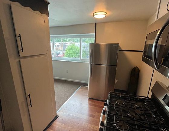 4th image of 2518 Peoples St