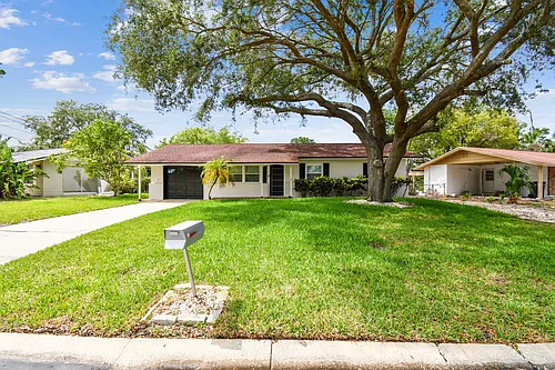 8611 Driftwood Dr Photo 1