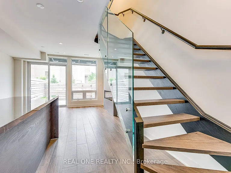 42 Sonic Way — Photo 21