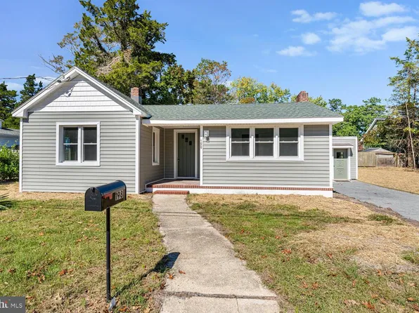 198 Mill St, West Creek, NJ 08092