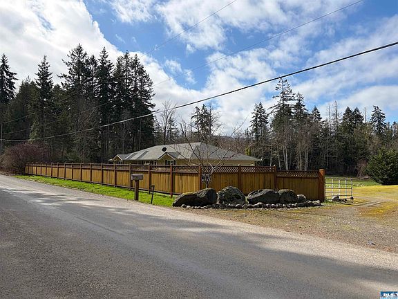 2nd image of 234 Sutter Rd