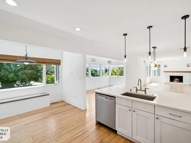 4923 Harbord Dr — Photo 14