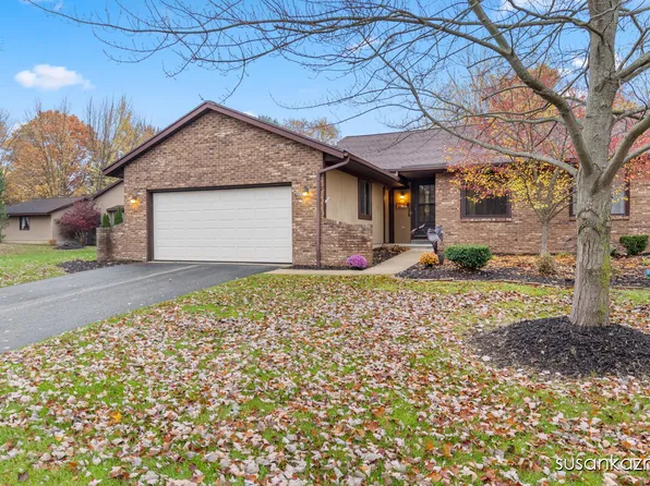 11266 Whispering Creek Dr, Allendale, MI 49401
