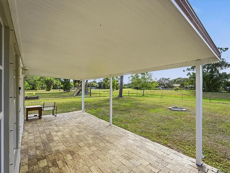 1969 SE Redwing Cir — Photo 25