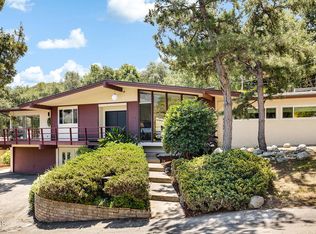 304 Mesa Lila Rd, Glendale, CA 91208