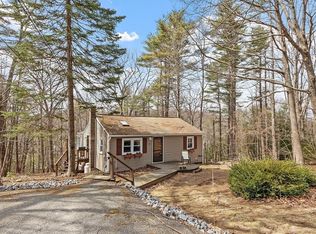 19 Lake View Dr, Ashburnham, MA 01430
