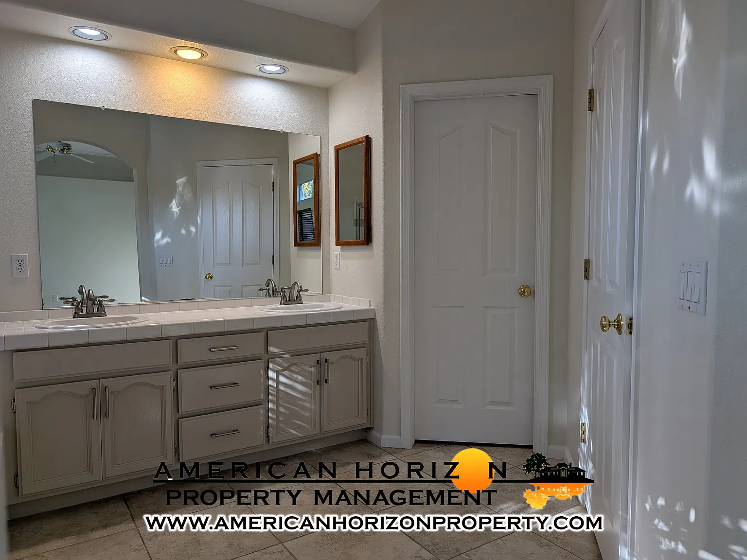 3 bed, 1683 sqft, $2,895 — Photo 3