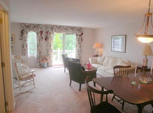 2nd image of 100 Laurelwood Dr