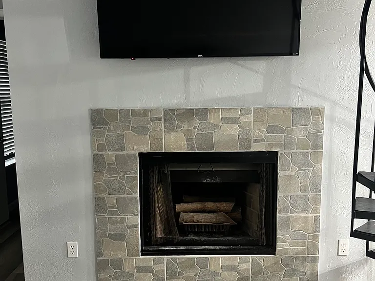 11120 Stratford Dr #211 — Photo 7