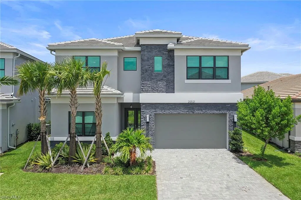 Rivercreek In Estero — Photo 1