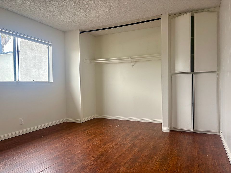 2nd image of 14715 S Budlong Ave APT 3