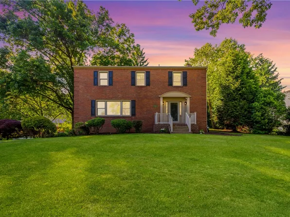 1812 Tyburn Ln, Pittsburgh, PA 15241