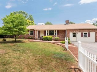 2502 Huntington Rd, Charlottesville, VA 22901