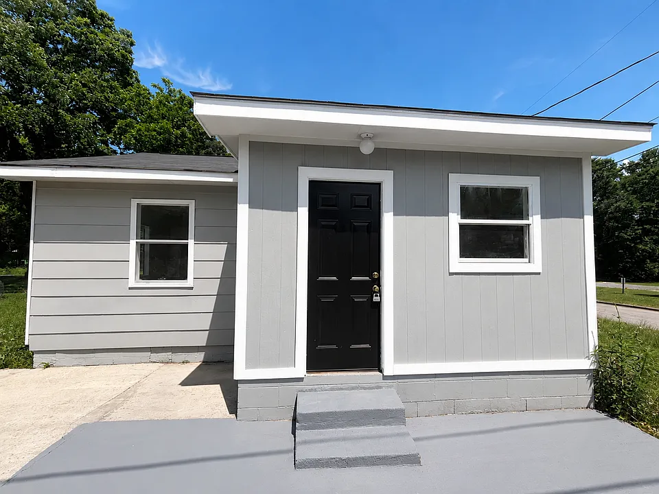 401 Carver Dr