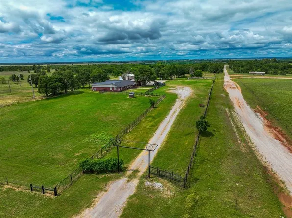 11285 E County Road 1570, Lindsay, OK 73052