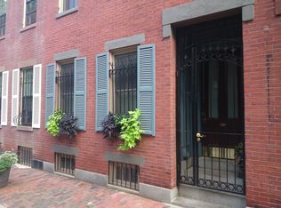 43 Lawrence St, Boston, MA 02116