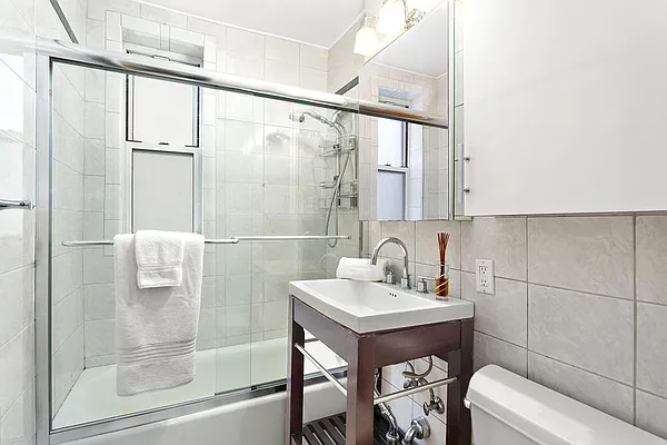 Sold by Argo Residential | media 8