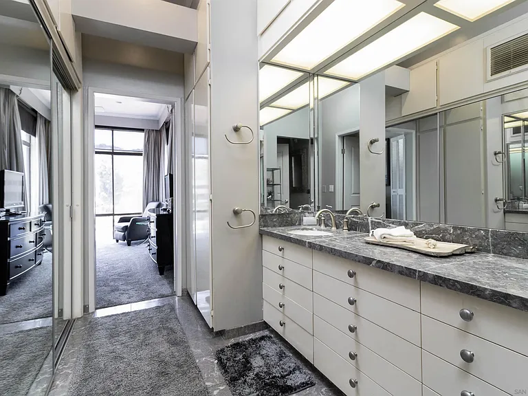 8110 El Paseo Grande #401 — Photo 13