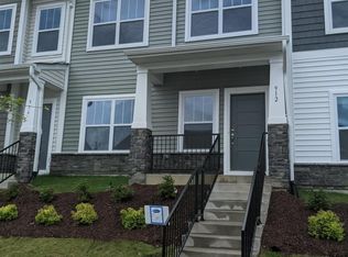 912 Robbie Jackson Ln, Fuquay Varina, NC 27526