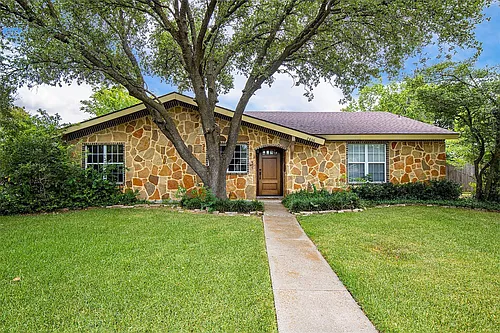 2806 Saint George Dr Photo 1