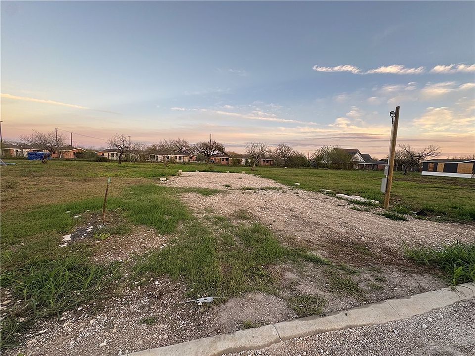 2nd image of 344 Packinghouse Rd